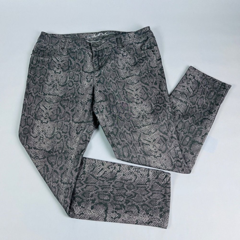 INC Gray Snake Print Women Jeans